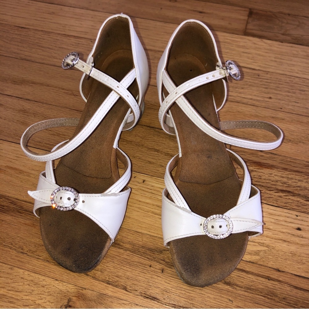 Freed Of London Girls Dance Shoes Size 13 White Leather With Buckles